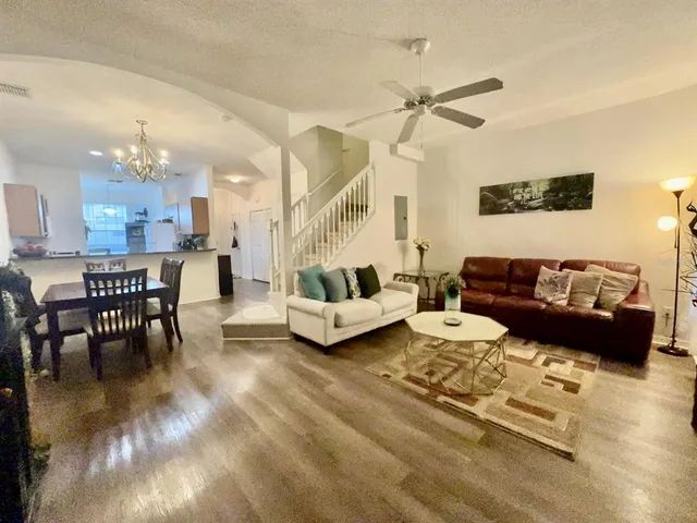 $1,900 | 1207 South Beach Circle, Kissimmee, FL 34746