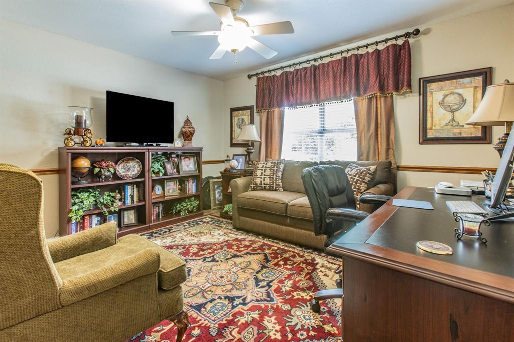 550 Creek Road Lorena, TX 76655 - Photo 16 of 34
