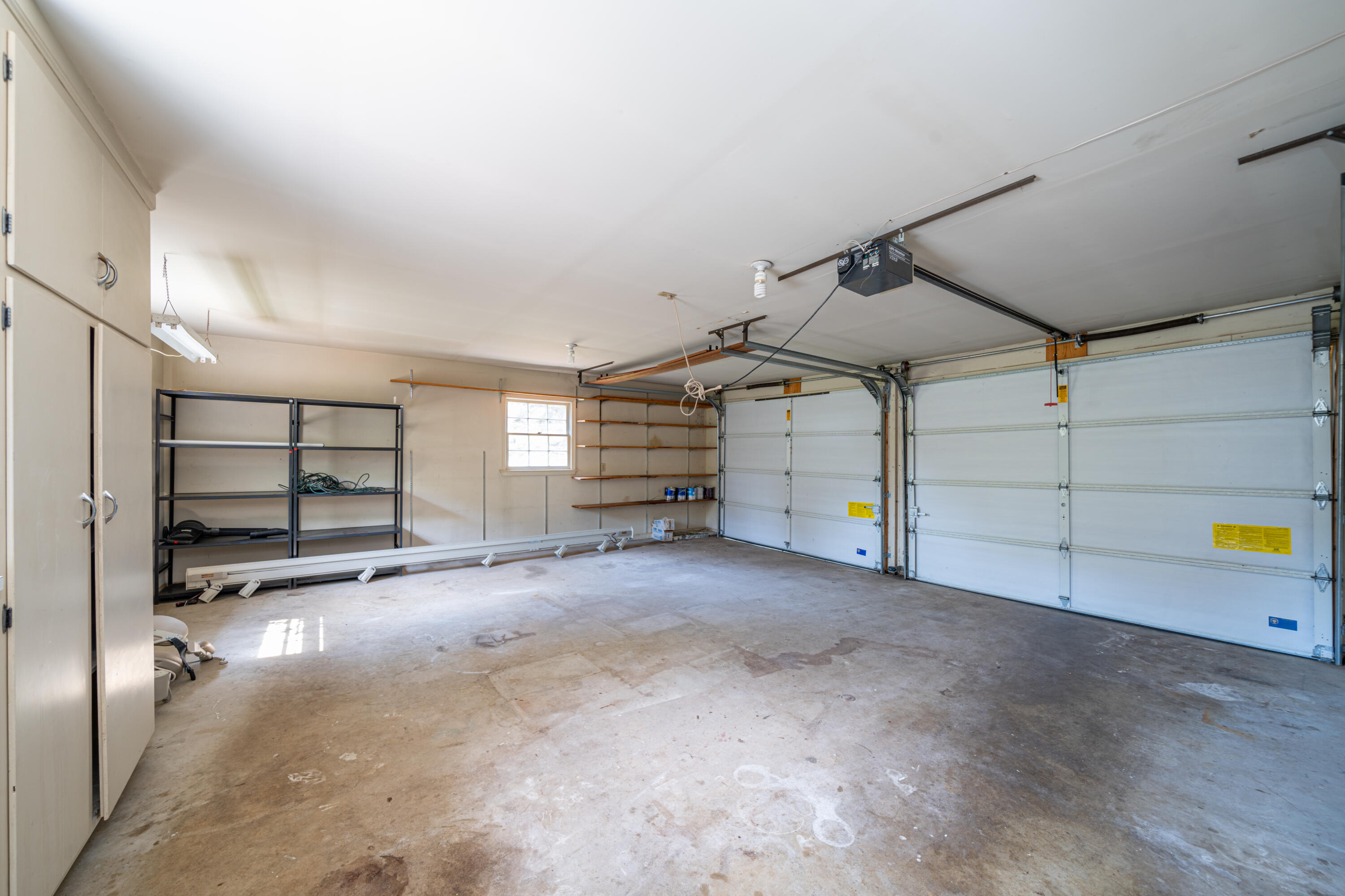 803 Red Lane Salem, VA 24153 - Photo 23 of 24 a view of a garage