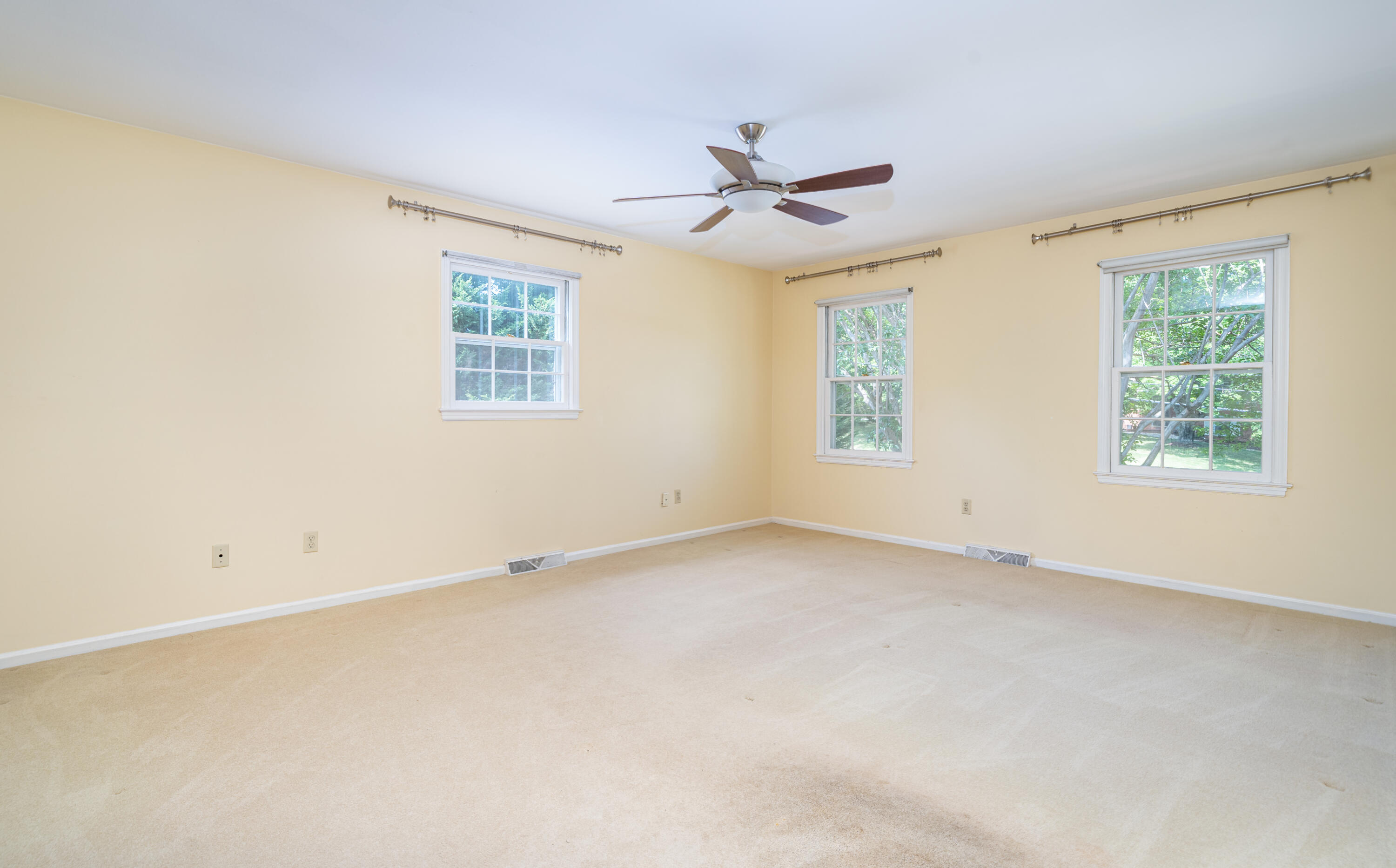 803 Red Lane Salem, VA 24153 - Photo 10 of 24 a view of an empty room with a window