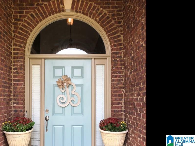 338 Savannah Circle Calera, AL 35040 - Photo 2 of 25