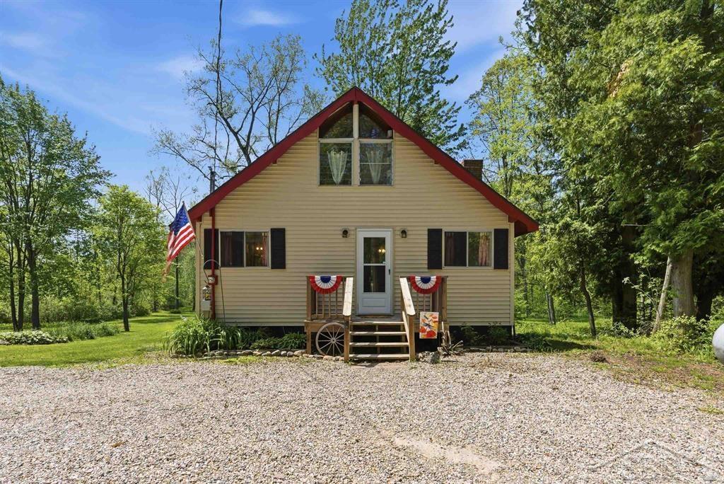 2710 South Whitney Beach Road Beaverton, MI 48612 - Photo 6 of 45