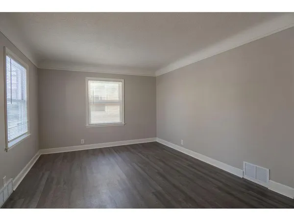 $2,250 | 5247 Dupont Avenue North, Minneapolis, MN 55430