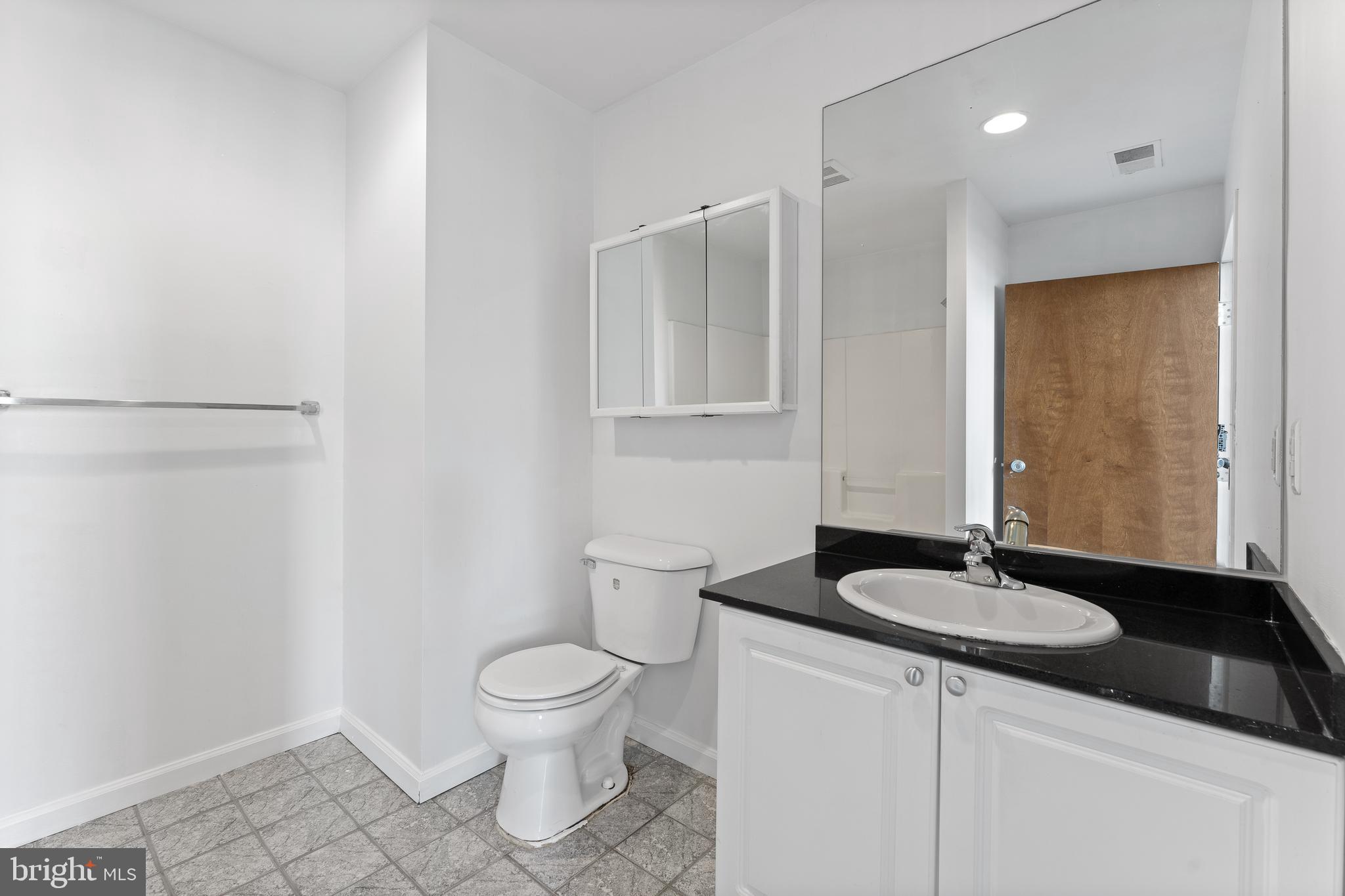 1001 Chestnut Street, Unit 506E Philadelphia, PA 19103 - Photo 18 of 32