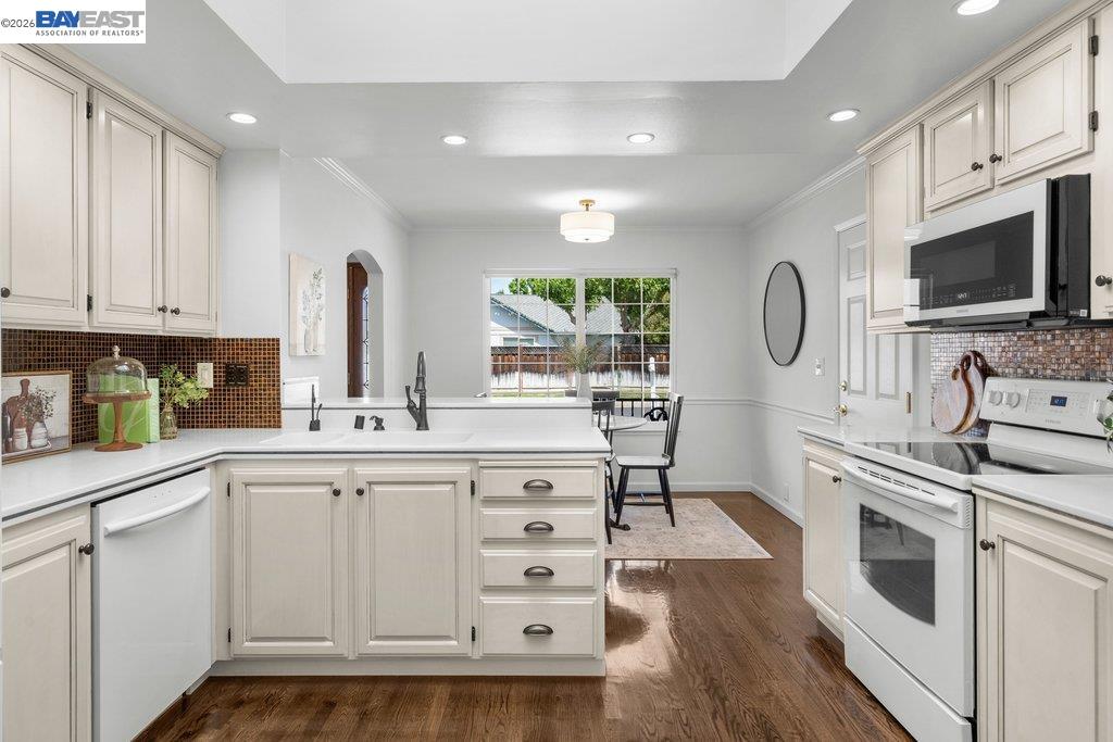 2090 Foxswallow Road Pleasanton, CA 94566 - Photo 13 of 40
