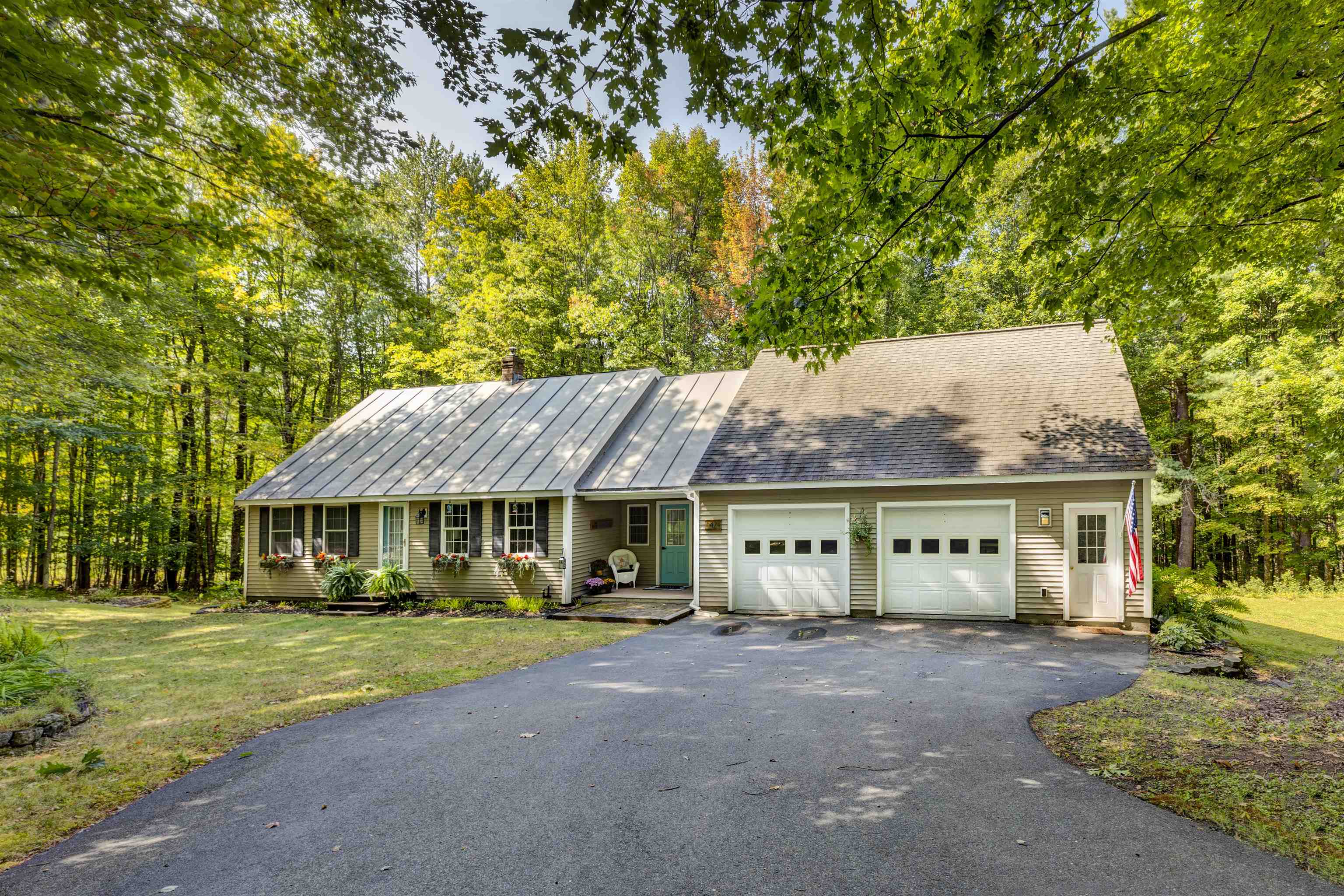 42 Foliage View Road Lebanon, NH 03766 - Photo 1 of 38 Gallery Image 1