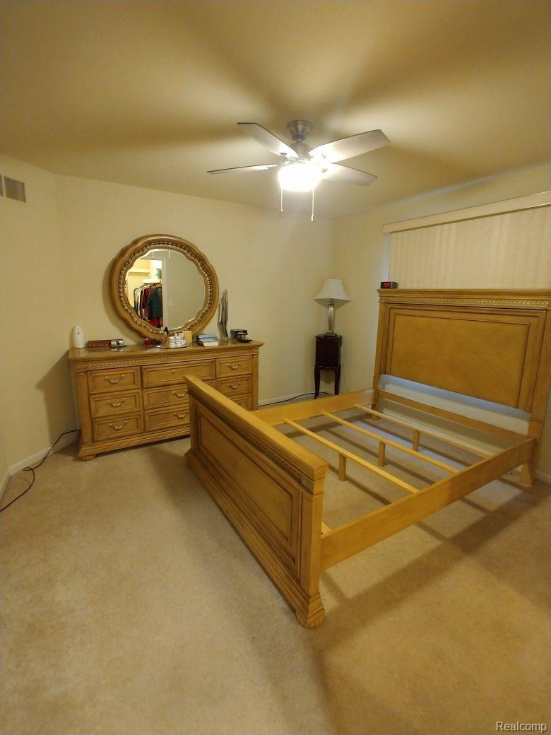 34335 Country Meadow Road New Baltimore, MI 48047 - Photo 27 of 37
