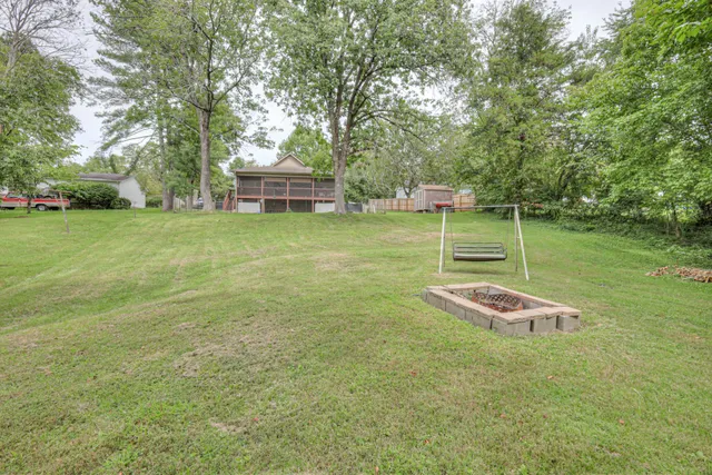 $305,000 | 704 Old Manchester Road, Woodbury, TN 37190