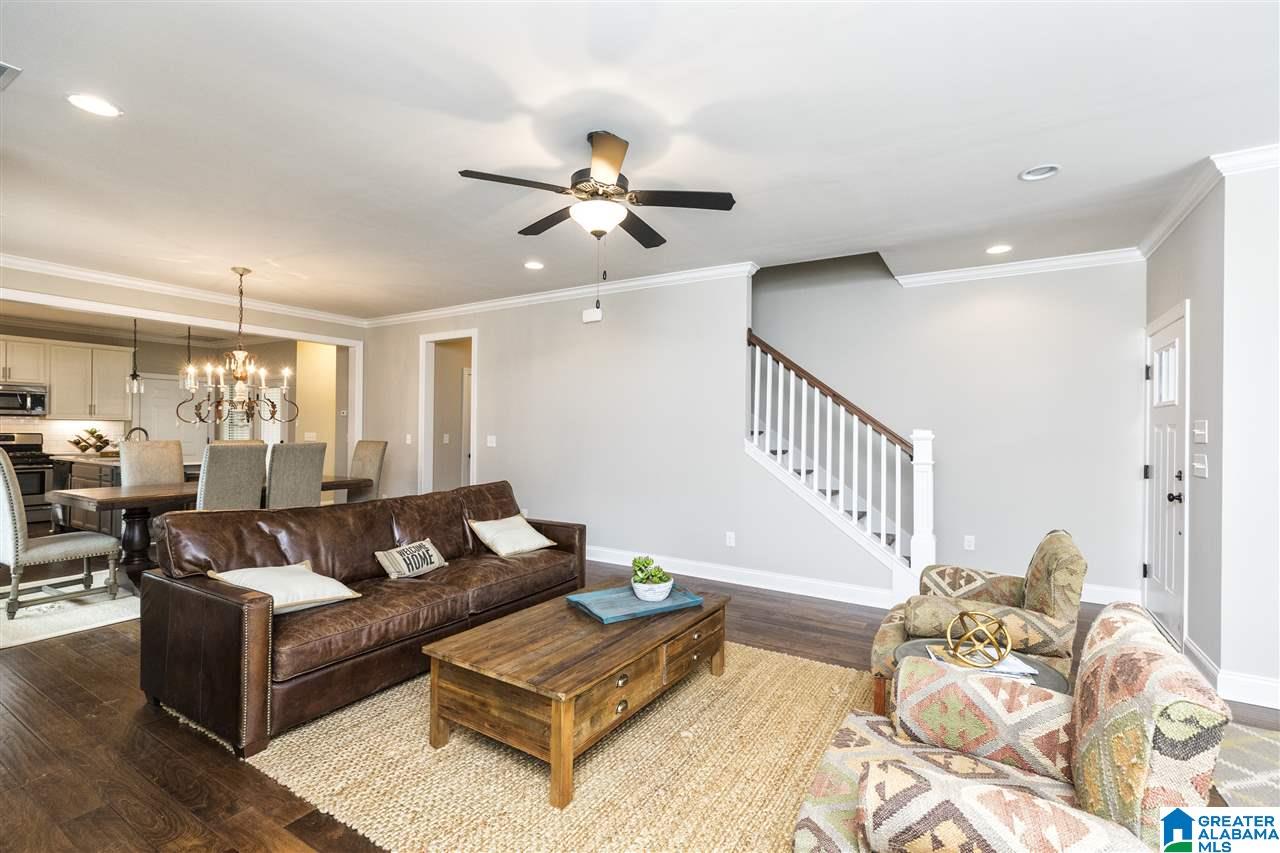 6527 Spring Street Trussville, AL 35173 - Photo 5 of 41