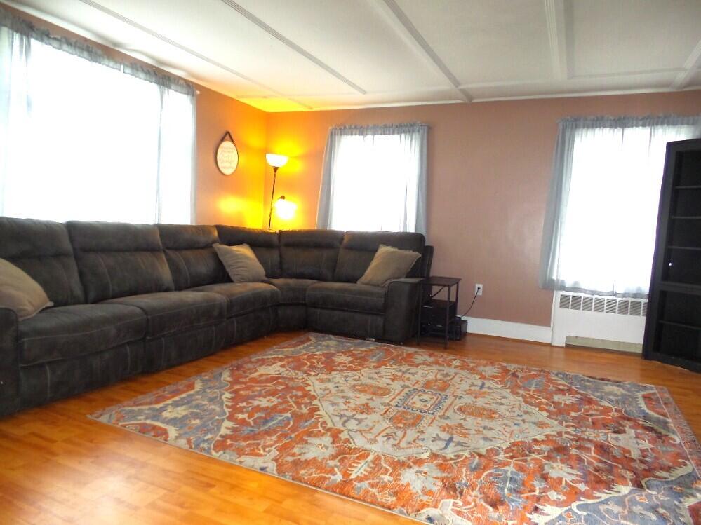 4 Hazelwood Avenue Waterville, ME 04901 - Photo 14 of 37 Living Room