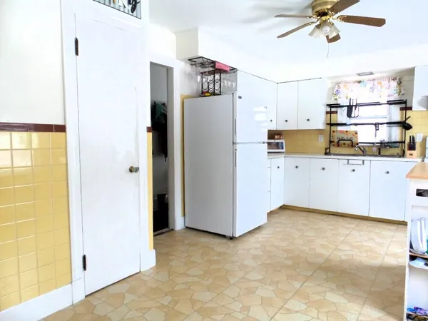 $275,000 | 4 Hazelwood Avenue, Waterville, ME 04901