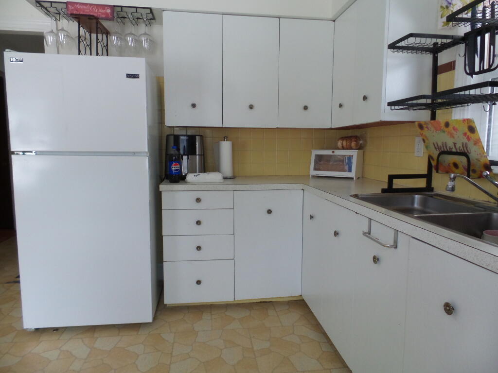 4 Hazelwood Avenue Waterville, ME 04901 - Photo 5 of 37 Kitchen
