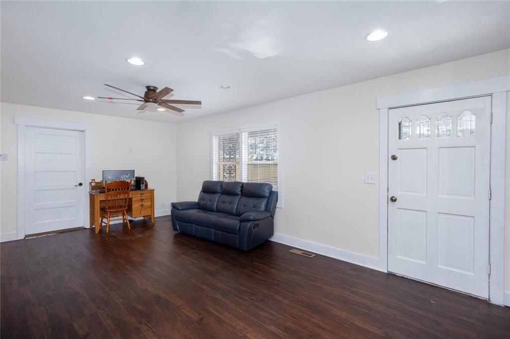 3237 Gus Robinson Road Powder Springs, GA 30127 - Photo 4 of 44