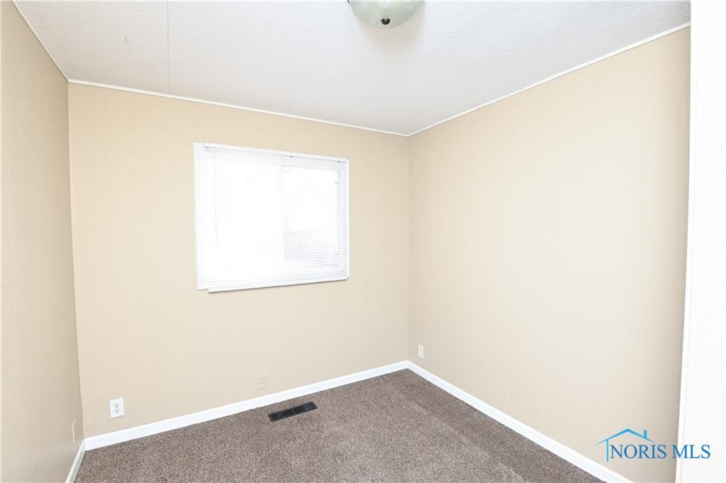 202 Independence Road Toledo, OH 43607 - Photo 8 of 20 Gallery Image 8