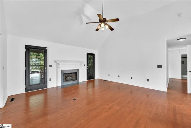 $319,999 | 6 West Fairgate Court, Simpsonville, SC 29680