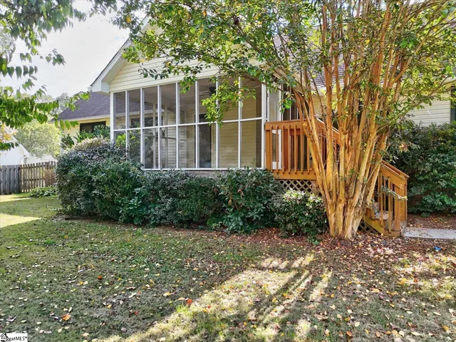 $319,999 | 6 West Fairgate Court, Simpsonville, SC 29680