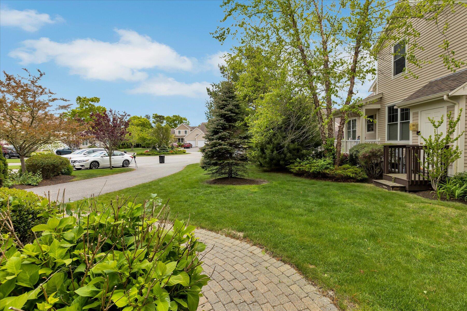 17 Chadwick Court Mashpee, MA 02649 - Photo 28 of 40 a view of a garden with houses