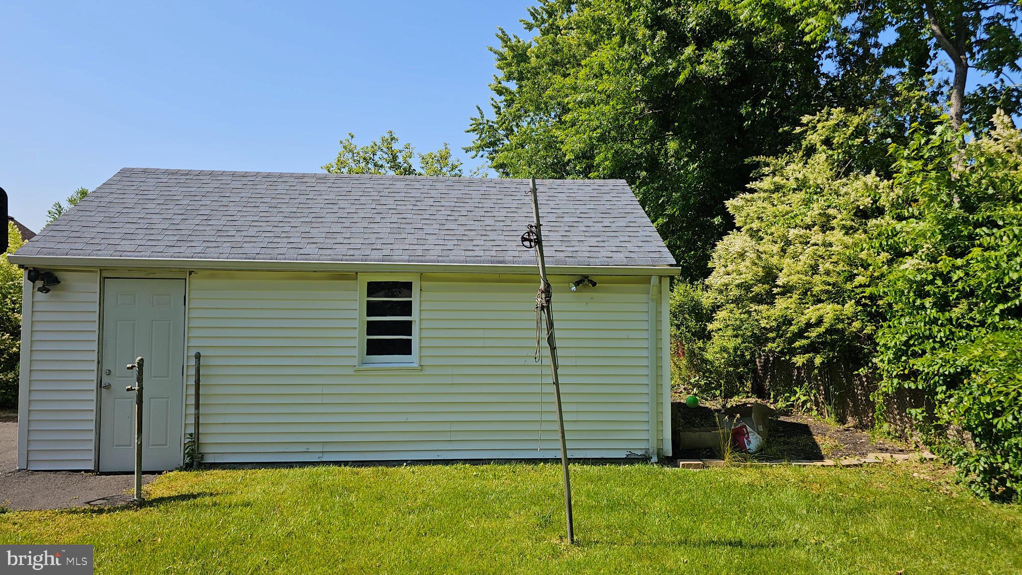 62 Ashley Road Edison, NJ 08817 - Photo 48 of 52