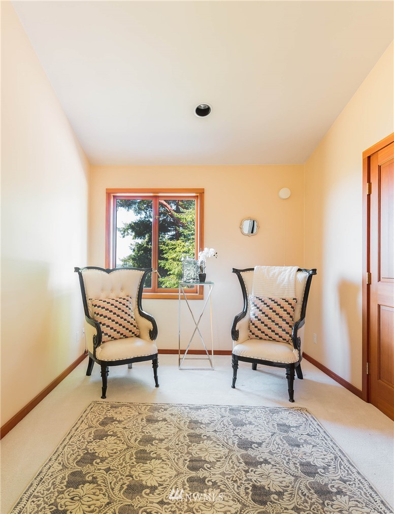 18937 Robinwood Road Southwest Vashon, WA 98070 - Photo 21 of 25 Gallery Image 21