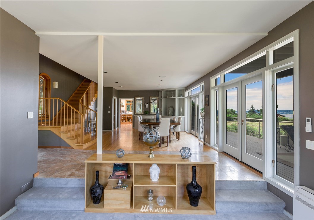 18937 Robinwood Road Southwest Vashon, WA 98070 - Photo 10 of 25 Gallery Image 10
