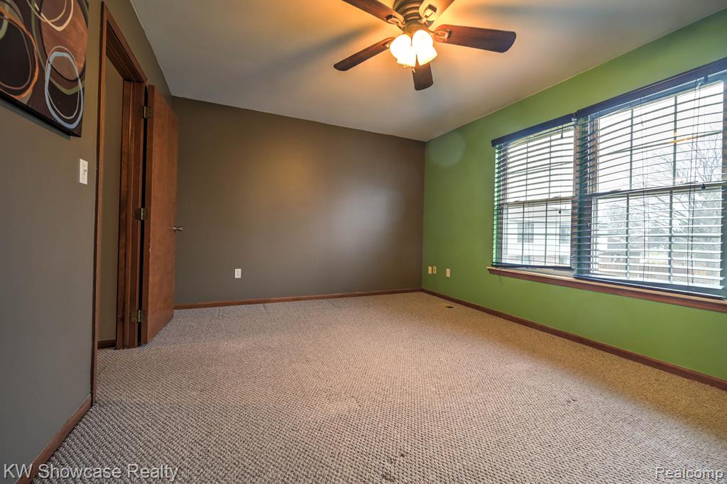 16320 Rudgate Street Southgate, MI 48195 - Photo 27 of 38