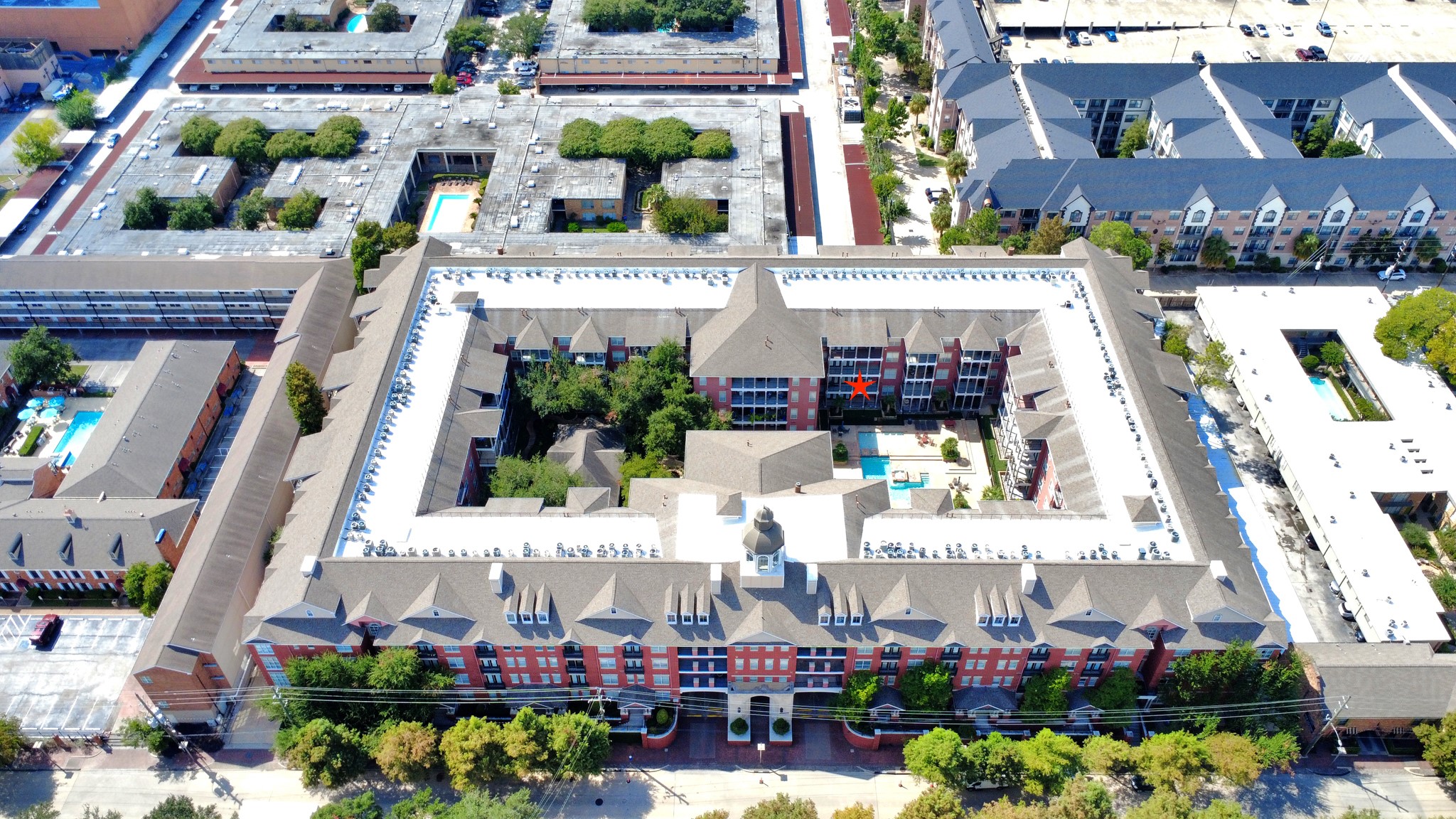 2400 McCue Road, Unit 333 Houston, TX 77056 - Photo 4 of 50 a view of building with outdoor space
