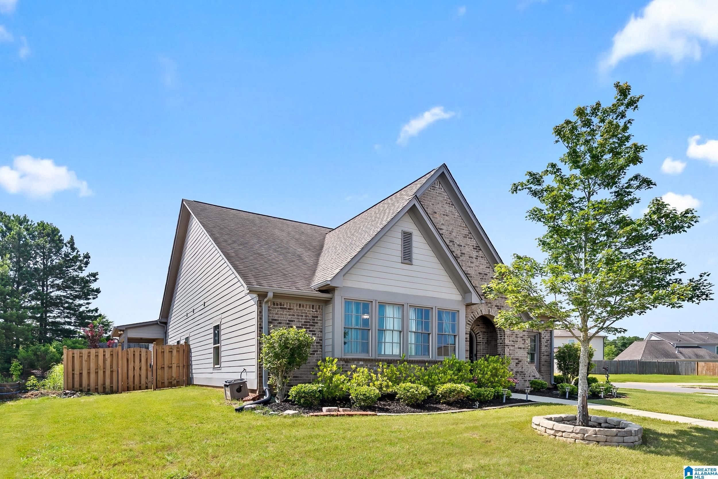5266 Meadow Ridge Trail Bessemer, AL 35022 - Photo 4 of 30