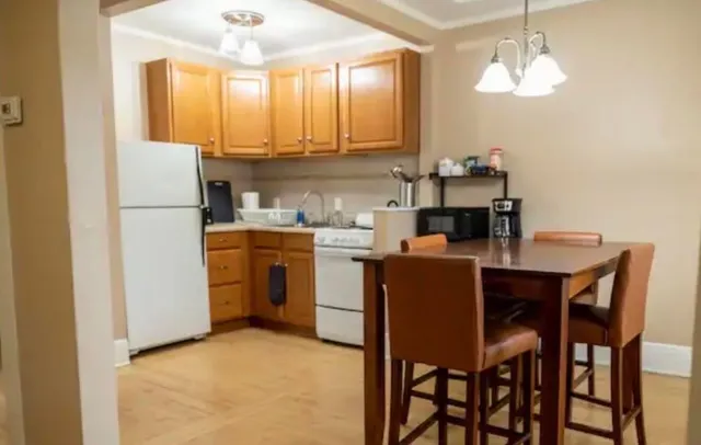 $1,200 | 5171 North Elkhart Avenue, Unit 3, Whitefish Bay, WI 53217