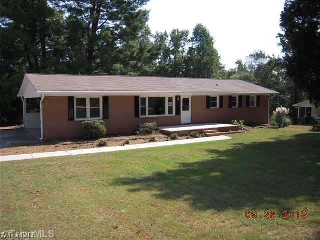 279 Hudson Road Winston-Salem, NC 27107 - Photo 1 of 6 Exterior Front.