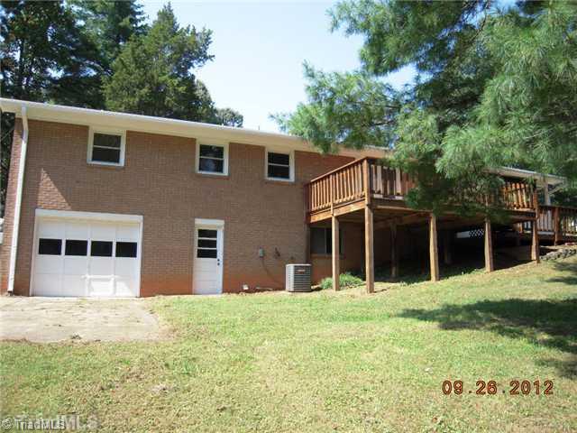 279 Hudson Road Winston-Salem, NC 27107 - Photo 2 of 6 Exterior Back.
