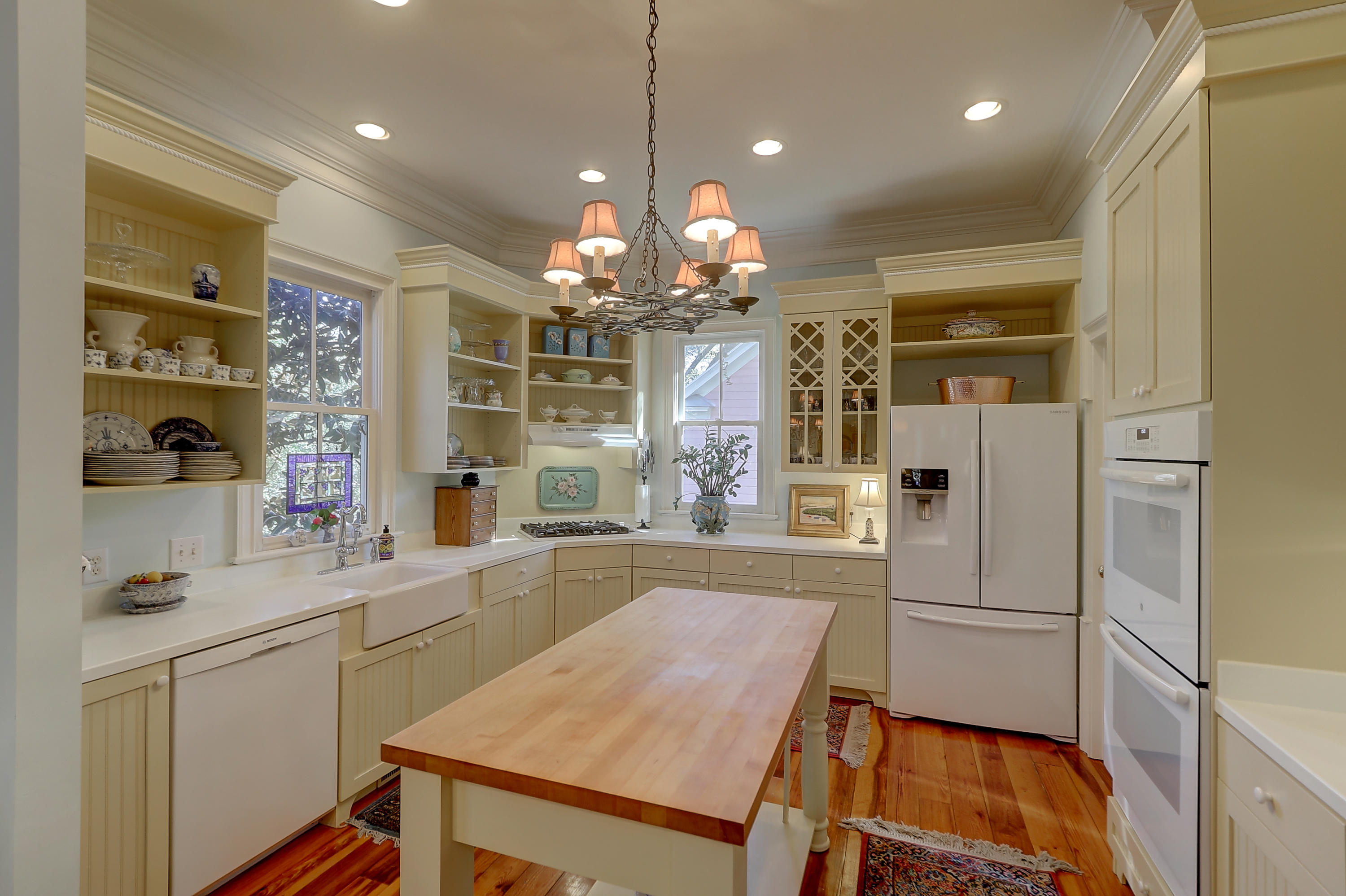 23 Isle Of Hope Road Mount Pleasant, SC 29464 - Photo 2 of 57 23 Isle of Hope (10)