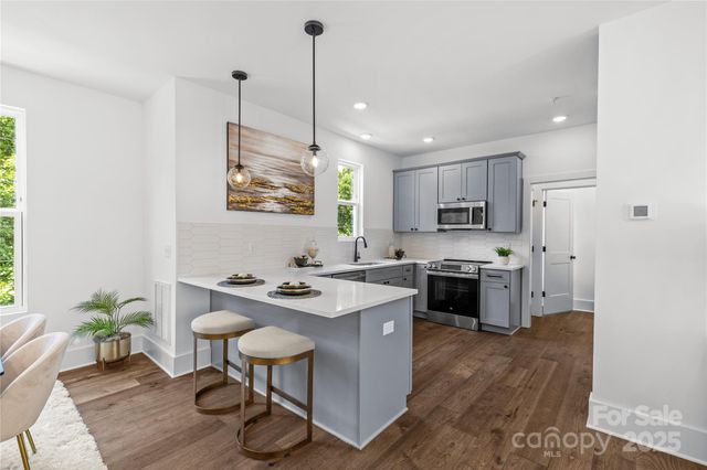 $450,000 | 151 South Sycamore Street, Charlotte, NC 28202