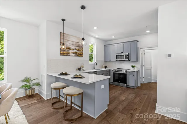 $450,000 | 151 South Sycamore Street, Charlotte, NC 28202