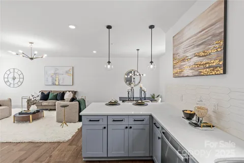 $450,000 | 151 South Sycamore Street, Charlotte, NC 28202