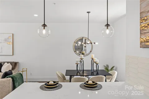 $450,000 | 151 South Sycamore Street, Charlotte, NC 28202