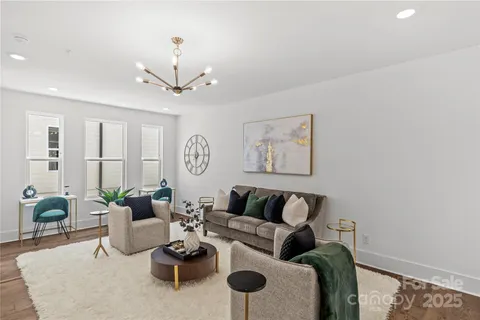 $450,000 | 151 South Sycamore Street, Charlotte, NC 28202