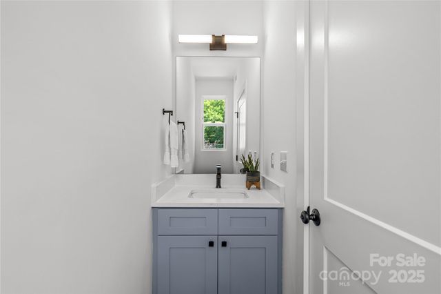 $450,000 | 151 South Sycamore Street, Charlotte, NC 28202