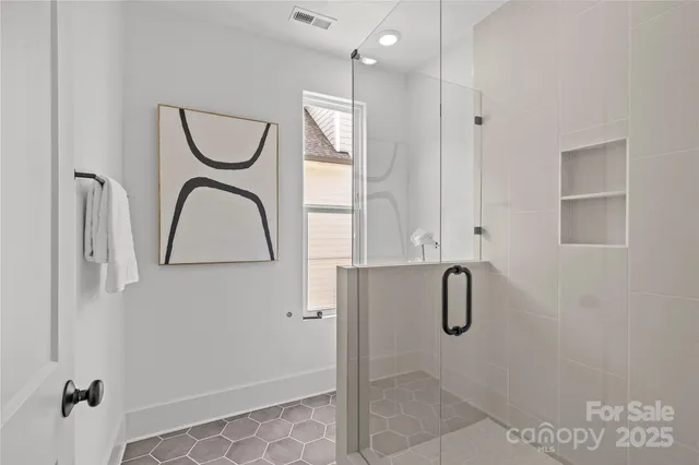 $450,000 | 151 South Sycamore Street, Charlotte, NC 28202