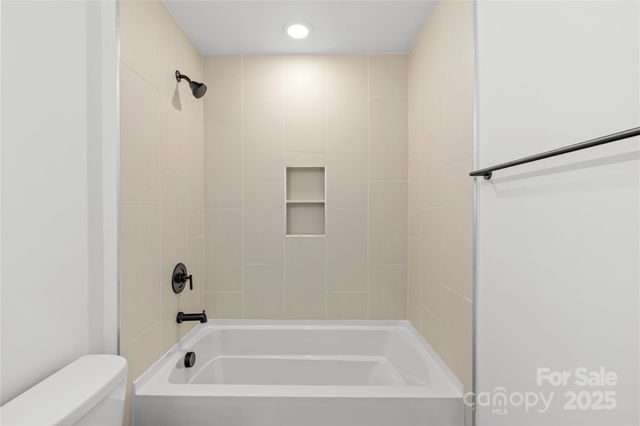 $450,000 | 151 South Sycamore Street, Charlotte, NC 28202