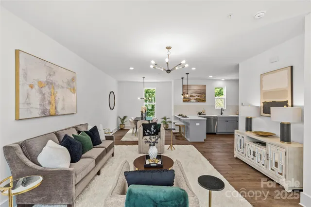 $450,000 | 151 South Sycamore Street, Charlotte, NC 28202