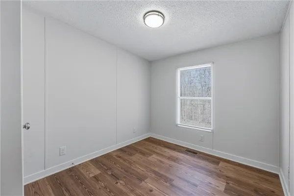 $1,400 | 190 Chivalry Lane, Ball Ground, GA 30107