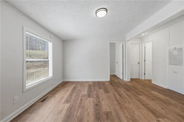 $1,400 | 190 Chivalry Lane, Ball Ground, GA 30107