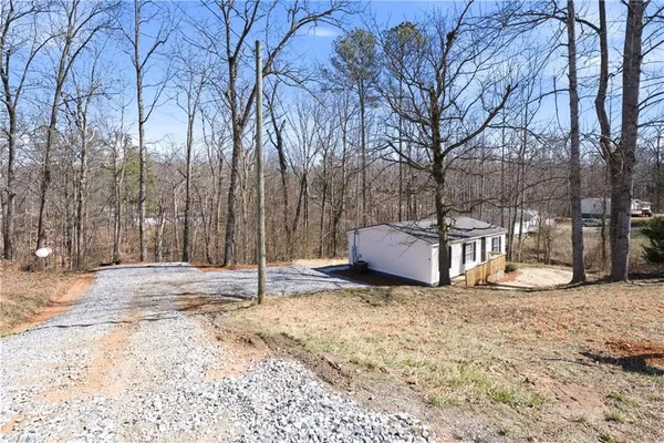 $1,400 | 190 Chivalry Lane, Ball Ground, GA 30107
