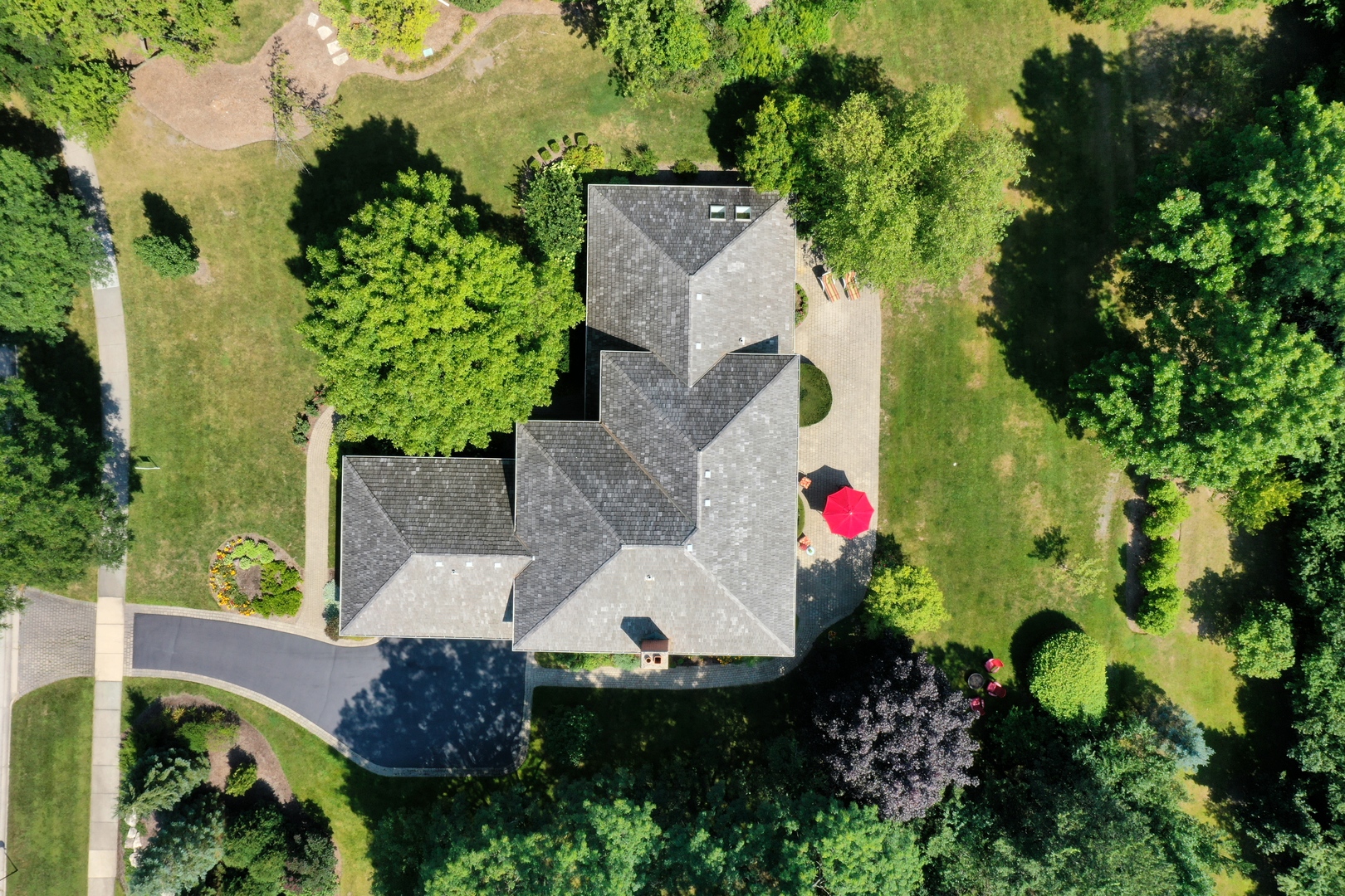 390 South Basswood Road Lake Forest, IL 60045 - Photo 33 of 38 an aerial view of house with yard and swimming pool