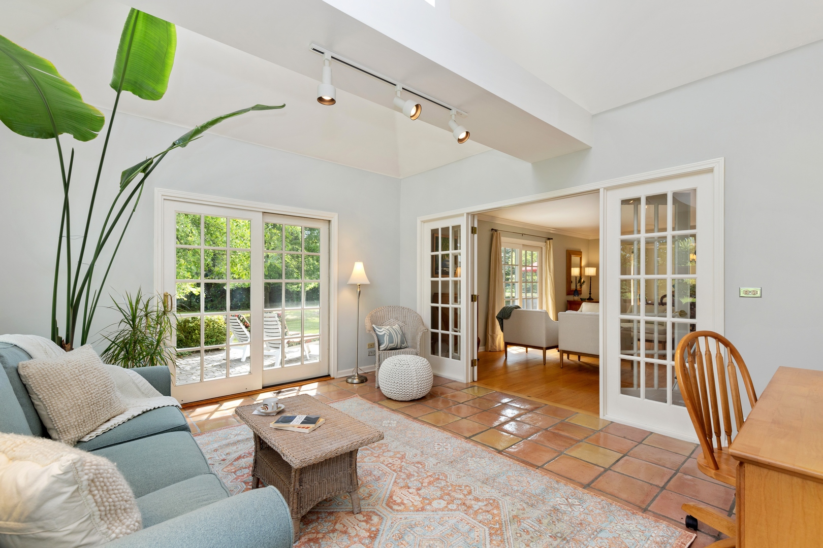 390 South Basswood Road Lake Forest, IL 60045 - Photo 7 of 38 a living room with furniture and a large window
