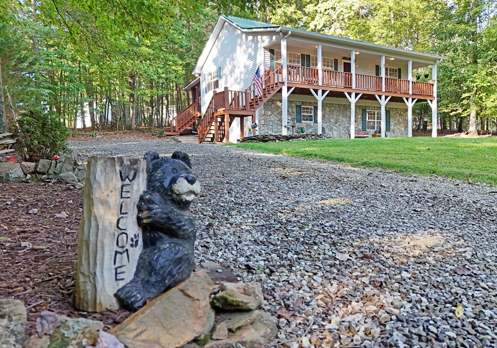 31 Lance Crossing Road Blairsville, GA 30512 - Photo 11 of 52 front view of a house with a yard