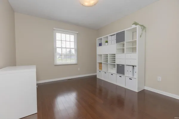 $305,000 | 11000 East Kramers Drive, Evansville, IN 47712