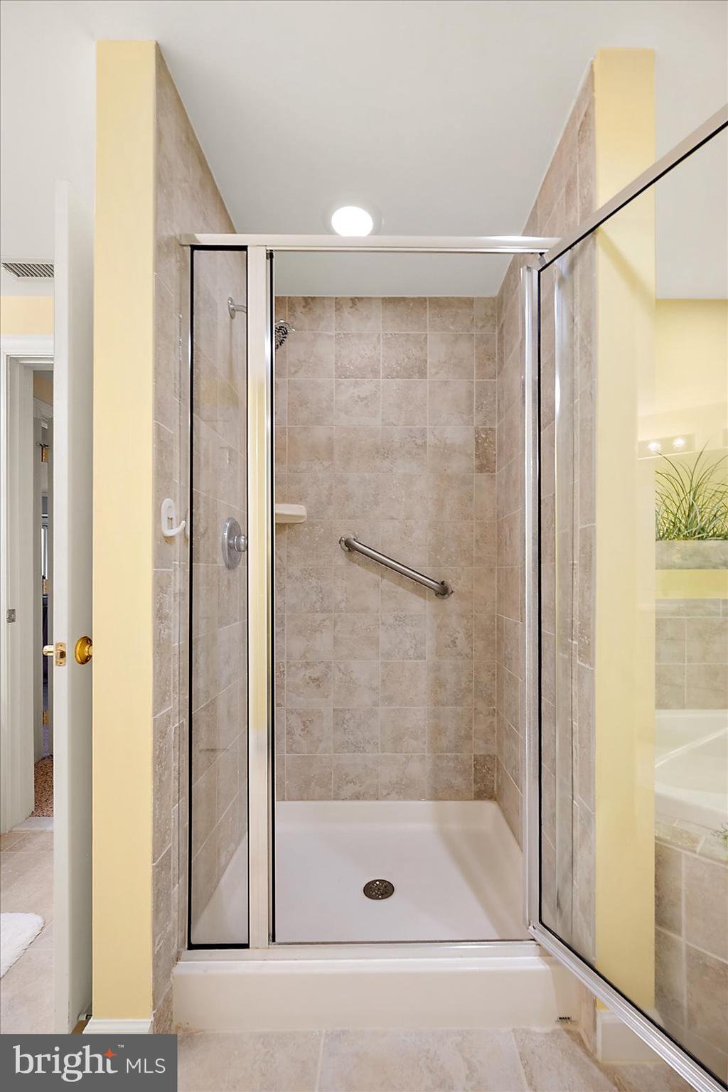 111 76th Street, Unit 202 Ocean City, MD 21842 - Photo 31 of 50