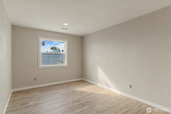 $300,000 | 420 Koala Avenue East, Omak, WA 98841
