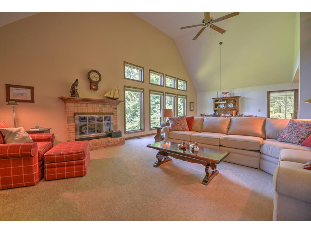 489 Hidden Acres Road Kingsport, TN 37664 - Photo 4 of 30 Living Rm Open To Dining Rm